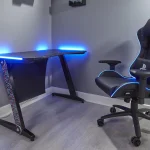 ⁦طاولة ألعاب Xrocker Official Playstation Gaming Desk Led Lights Workstation Borealis RGB⁩ - الصورة ⁦2⁩