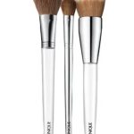 CLINIQUE THE ESSENTIAL BRUSH TRIO SET