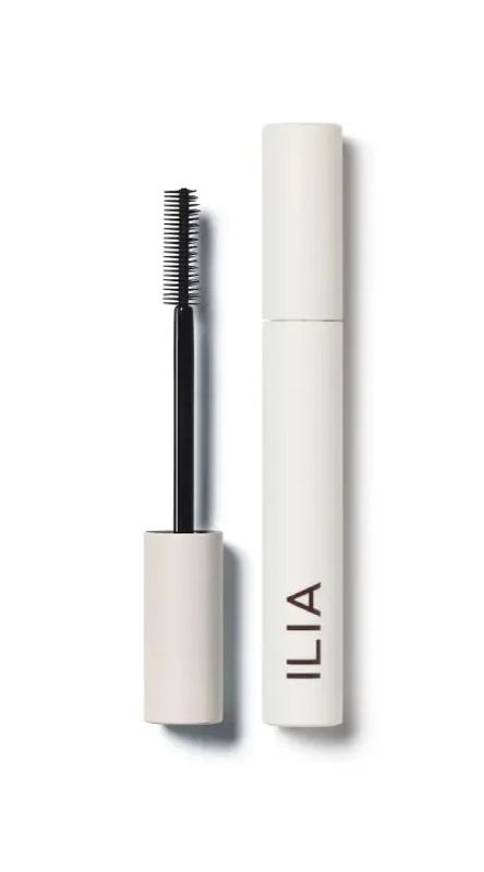 img-2125.jpg ILIA MASCARA LIMITLESS LASH - الصورة 1