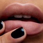 MAC LIPSTICK POWDER INFLUENTIALLY 310