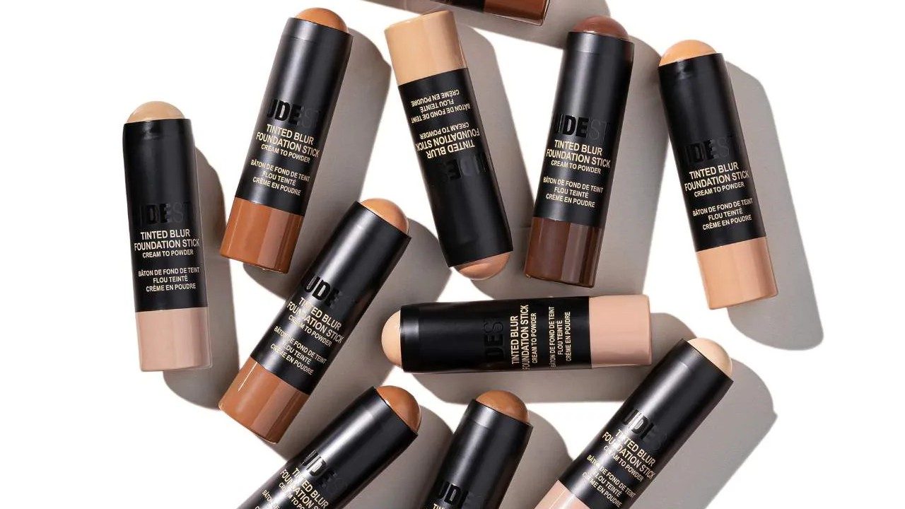 bestcolor-foundation-stick.jpg BESTCOLOR FOUNDATION STICK