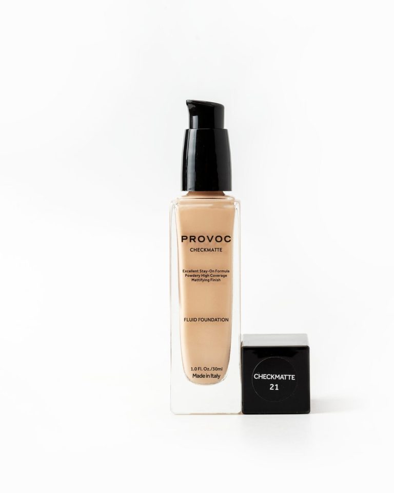 PROVOC CHIC MATTE FLUID FOUNDATION